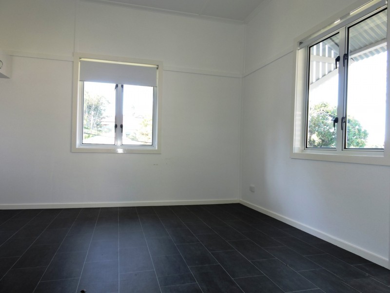 1/2 Harris Lane, Windsor QLD 4030