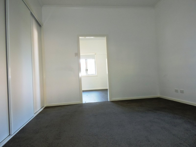 1/2 Harris Lane, Windsor QLD 4030