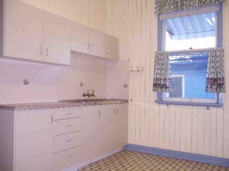 223 Days Road, Grange QLD 4051