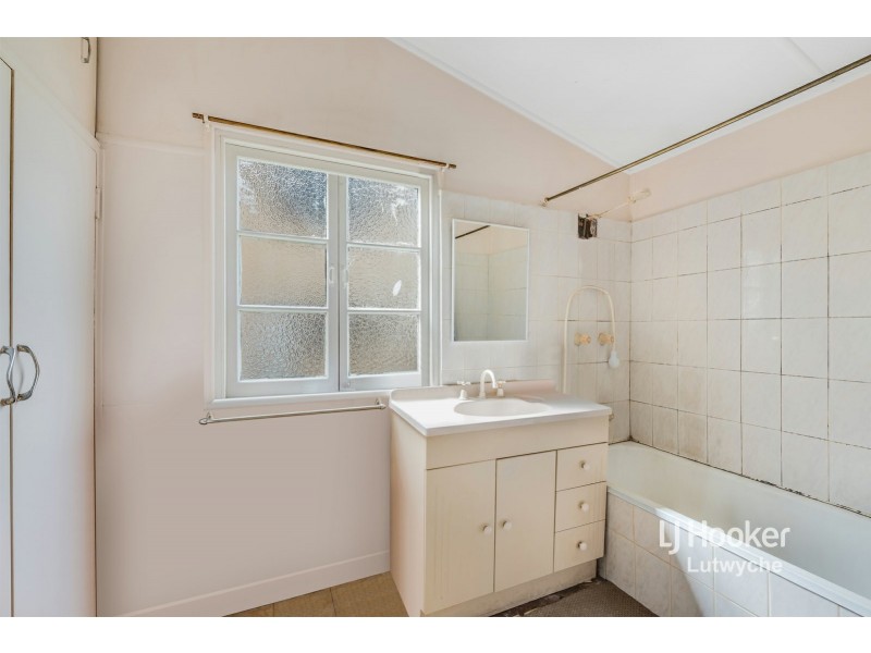 18 Swinburne Street, Lutwyche QLD 4030