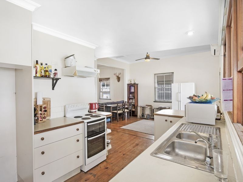 70 Swan Terrace, Windsor QLD 4030