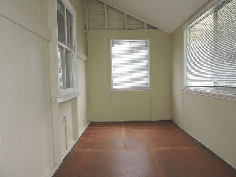 108 Kedron Park Road, Wooloowin QLD 4030