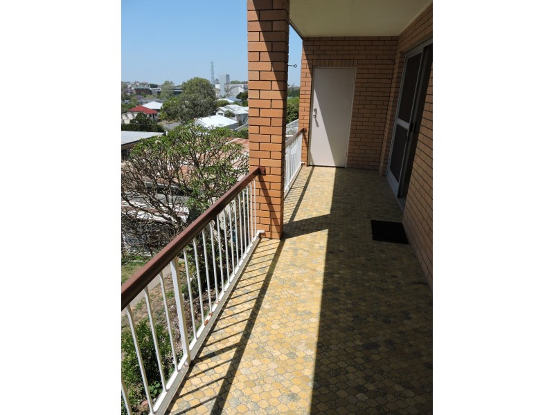 4/36 Fifth Avenue, Kedron QLD 4031