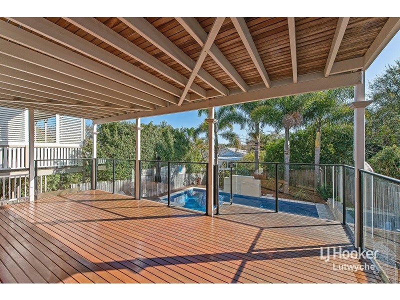 11 Beatrice Street, Bardon QLD 4065