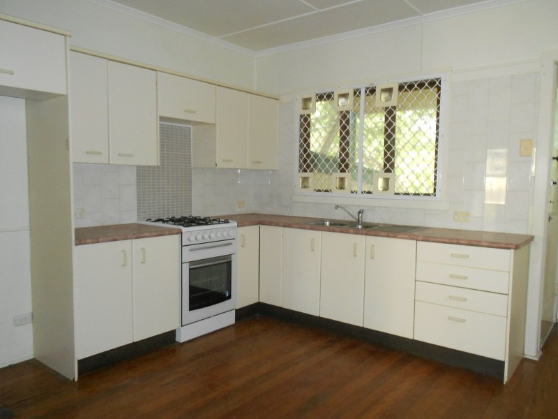 11 Gilbert Road, Windsor QLD 4030