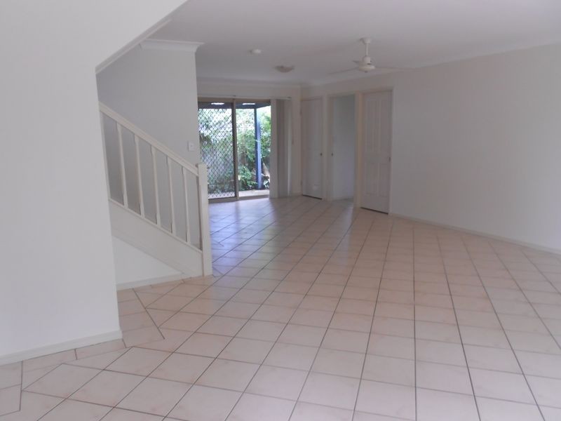 1/64 Adamson Street, Wooloowin QLD 4030