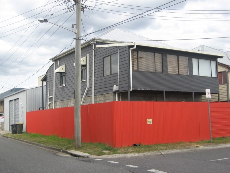 63 Nariel Street, Albion QLD 4010