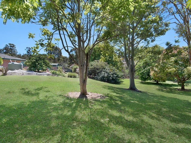 17 Cedarwood Court, Arana Hills QLD 4054