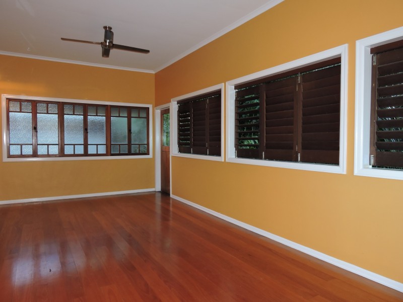 11 Rougham Street, Windsor QLD 4030