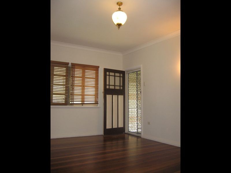 119 Clifford Street, Stafford Heights QLD 4053