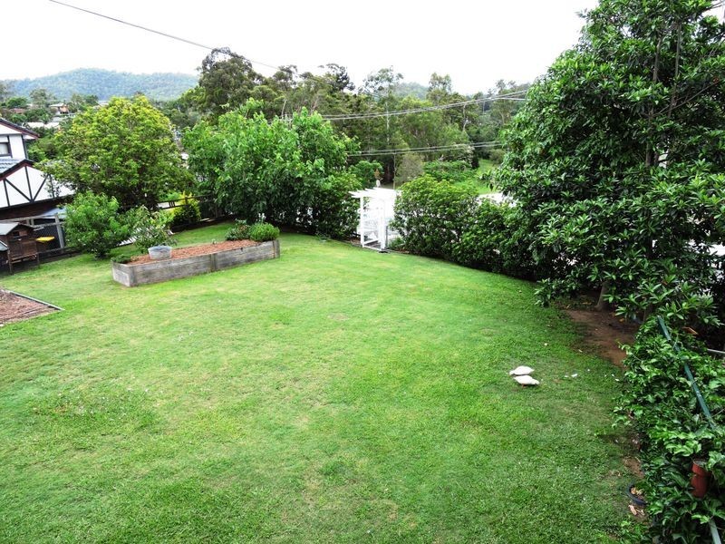 14 Walsall Street, The Gap QLD 4061