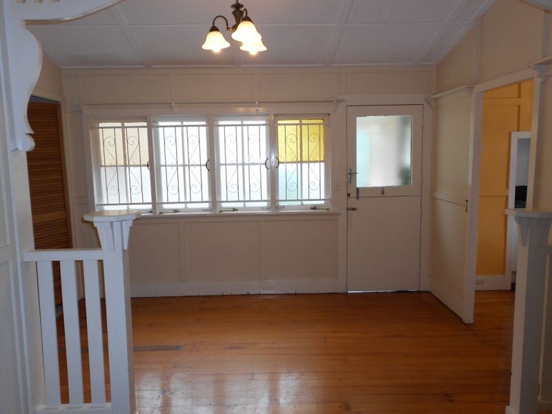 96 Sixth Avenue, Windsor QLD 4030