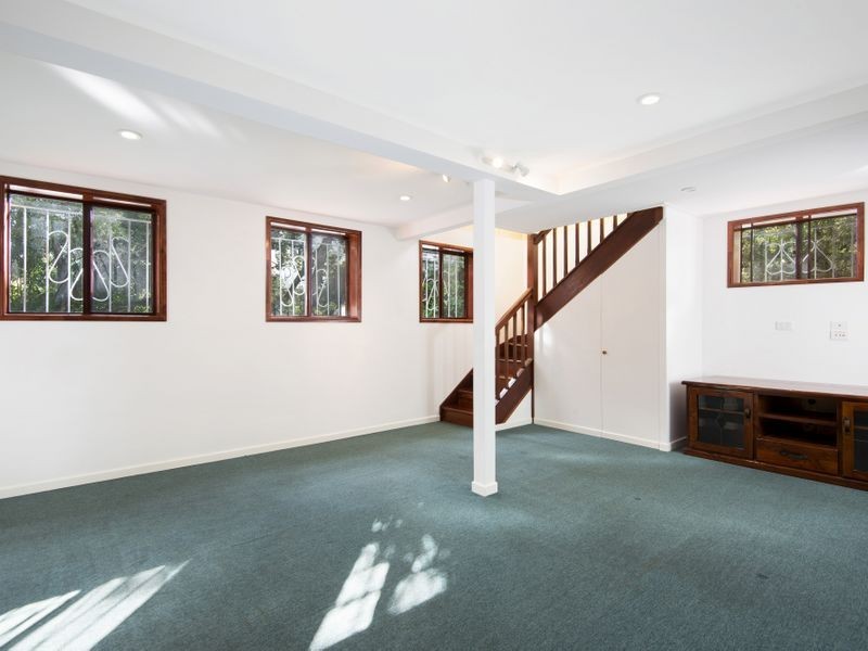 14 Whish Street, Windsor QLD 4030