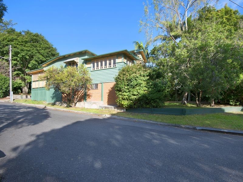 14 Whish Street, Windsor QLD 4030