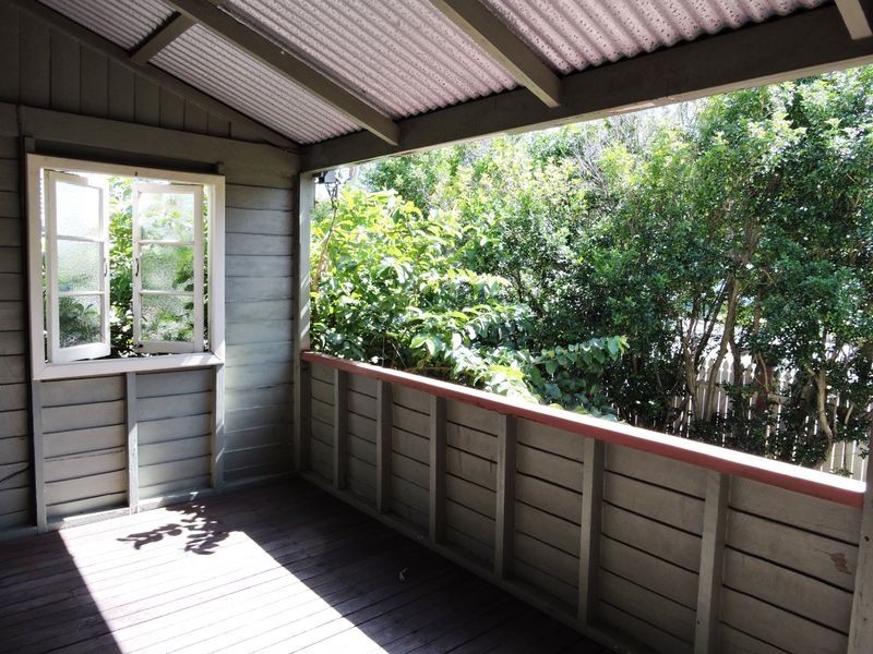 11 Marne Road, Albion QLD 4010
