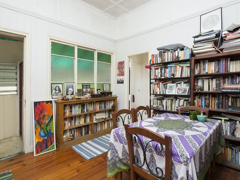 28 Fifth Avenue, Kedron QLD 4031