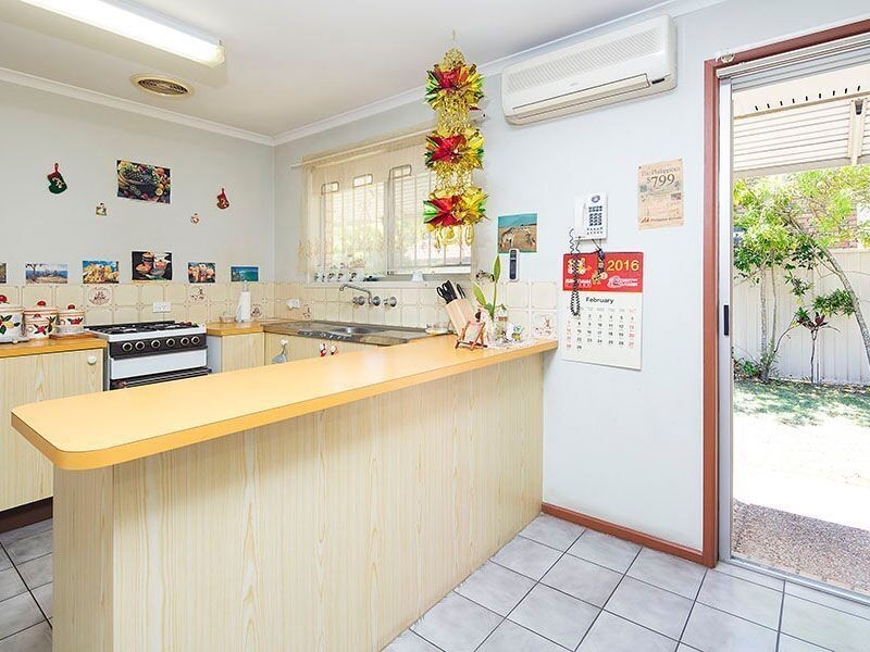 5 Madeira Court, Calamvale QLD 4116