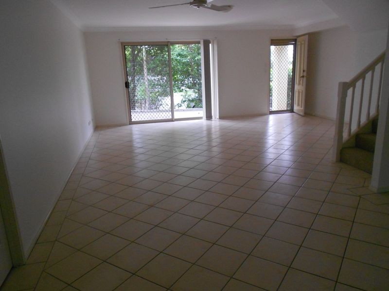 1/64 Adamson Street, Wooloowin QLD 4030