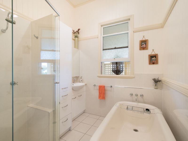 68 Rawson Street, Wooloowin QLD 4030