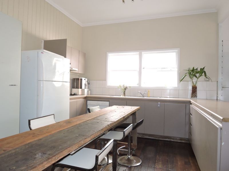 2/411 Sandgate Road, Albion QLD 4010