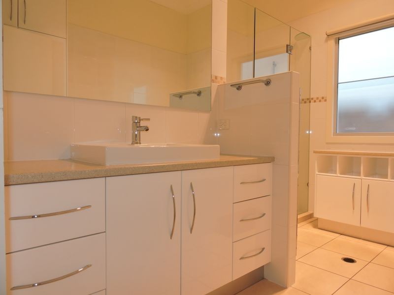 66 Stoneleigh Street, Albion QLD 4010