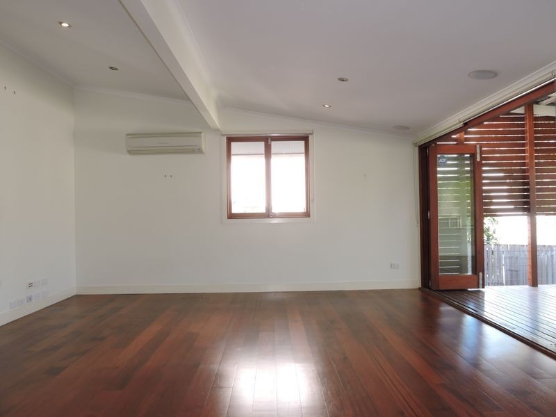 66 Stoneleigh Street, Albion QLD 4010