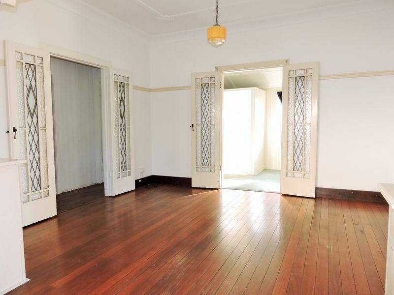 18 Brook Street, Windsor QLD 4030