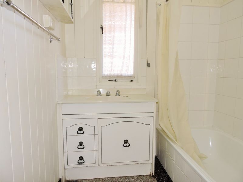 18 Brook Street, Windsor QLD 4030