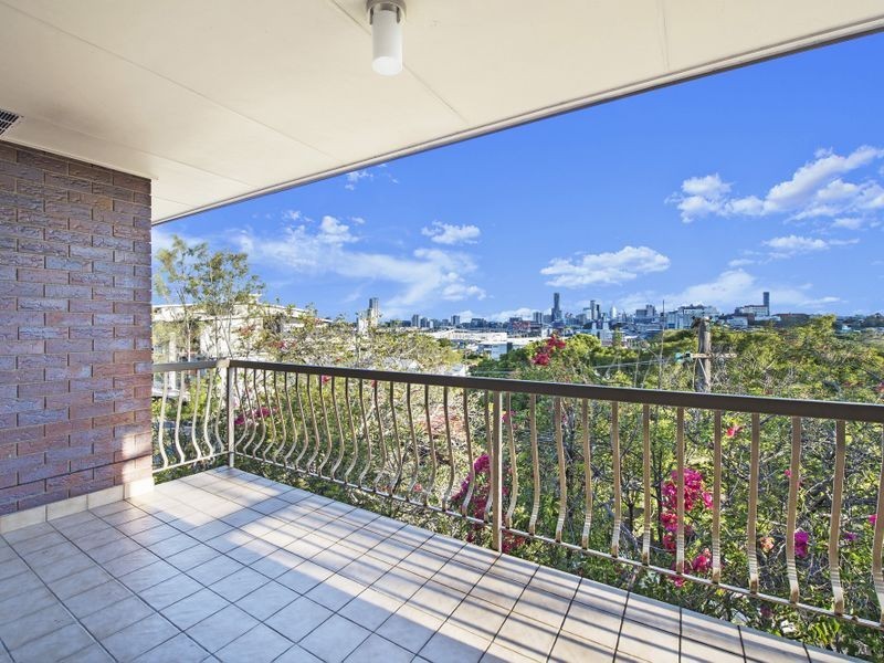 8/4 Rosemount Terrace, Windsor QLD 4030