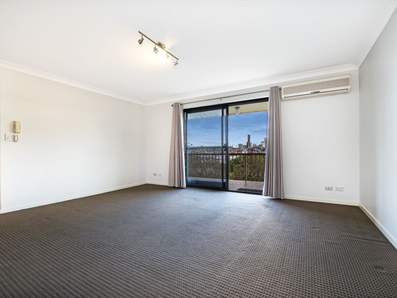 8/4 Rosemount Terrace, Windsor QLD 4030