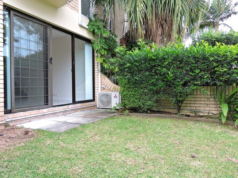 1/82 Charlton Street, Ascot QLD 4007