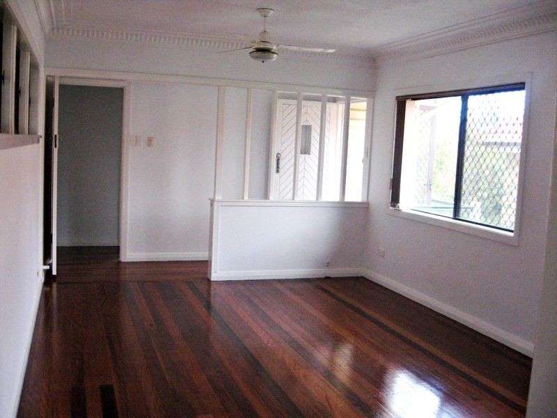 59 Twelfth Avenue, Kedron QLD 4031