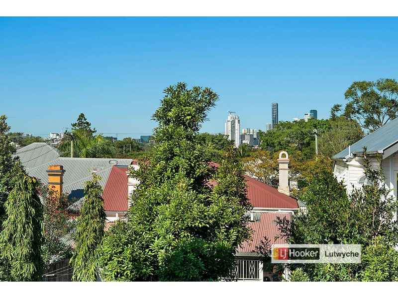 11 Marne Road, Albion QLD 4010