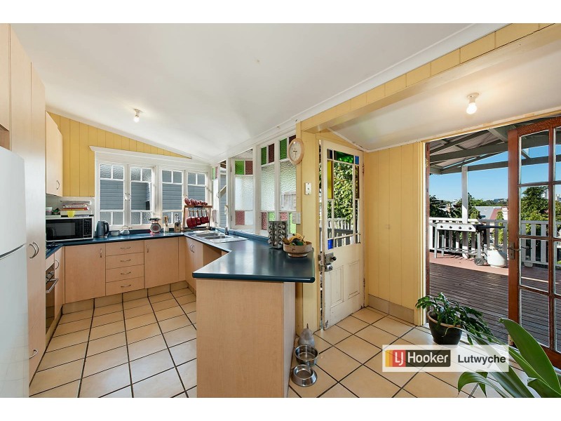 11 Marne Road, Albion QLD 4010