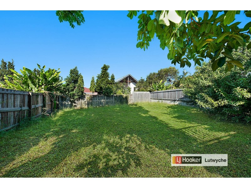 11 Marne Road, Albion QLD 4010