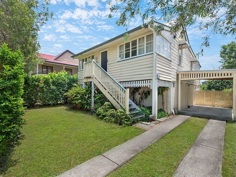 64 Somerset Street, Windsor QLD 4030