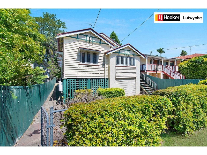 20 Thorne Street, Windsor QLD 4030