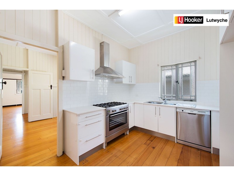 20 Thorne Street, Windsor QLD 4030