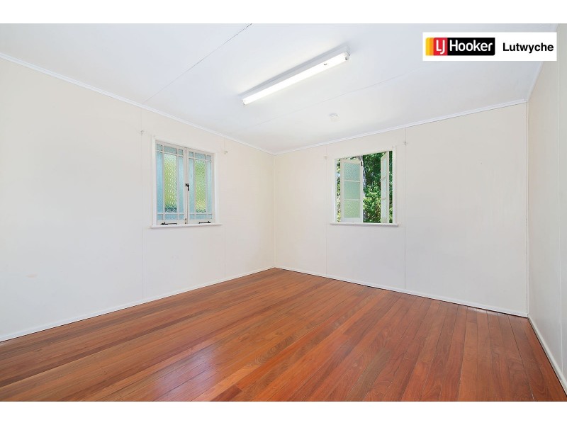 20 Thorne Street, Windsor QLD 4030