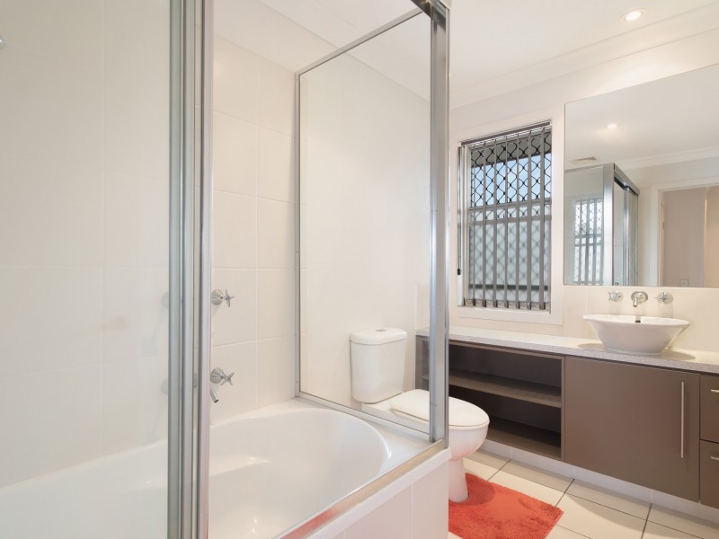 105/80 McIntyre Street, Hendra QLD 4011