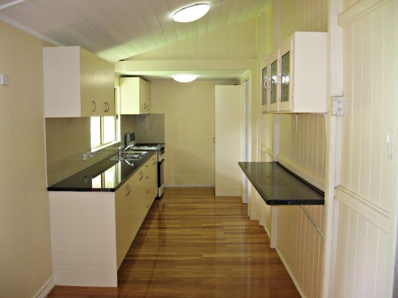 5 Adamson Street, Wooloowin QLD 4030