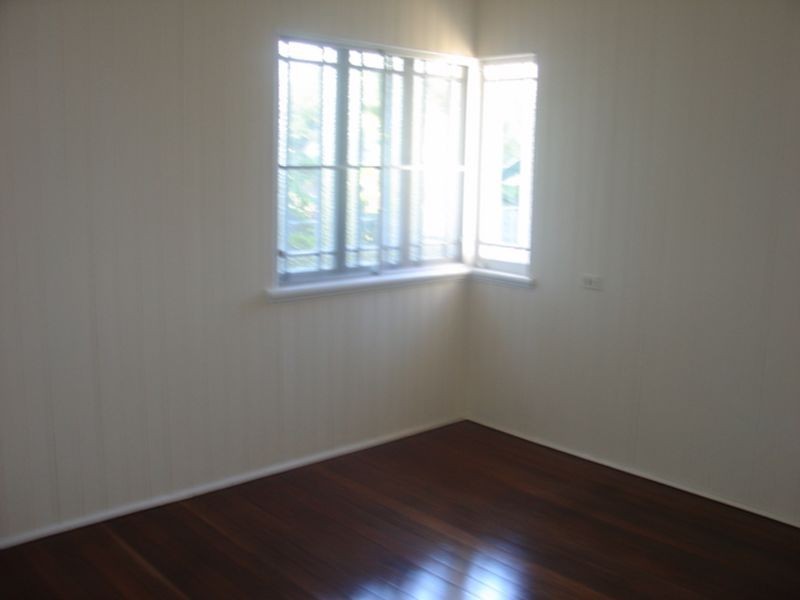 48 Twelfth Avenue, Kedron QLD 4031