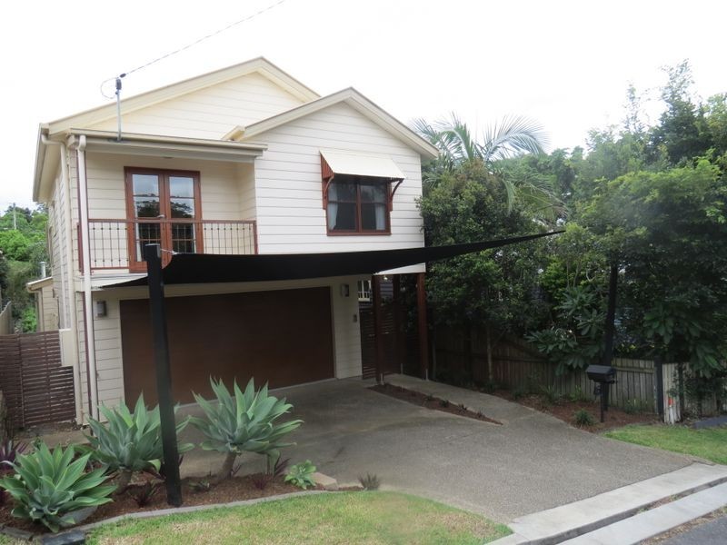 13 Rougham Street, Windsor QLD 4030