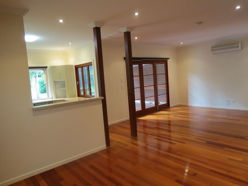 13 Rougham Street, Windsor QLD 4030