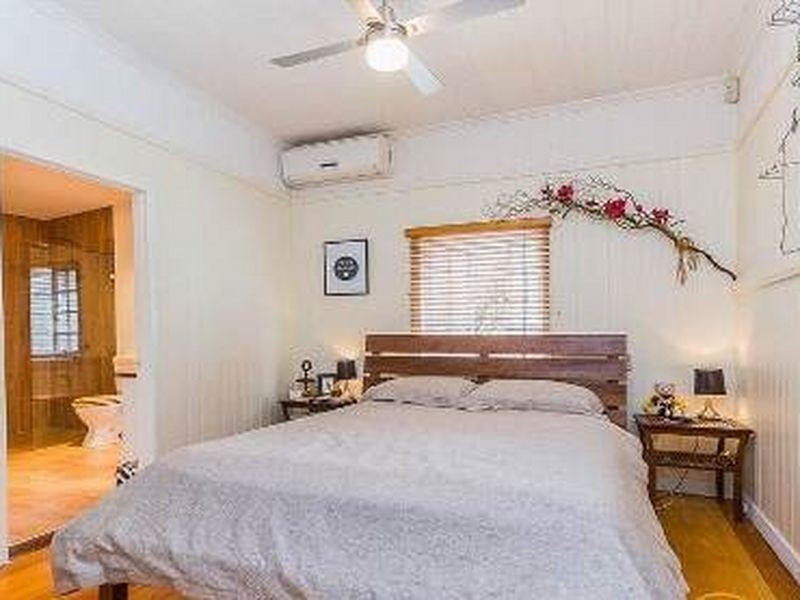 16 Crosby Road, Albion QLD 4010