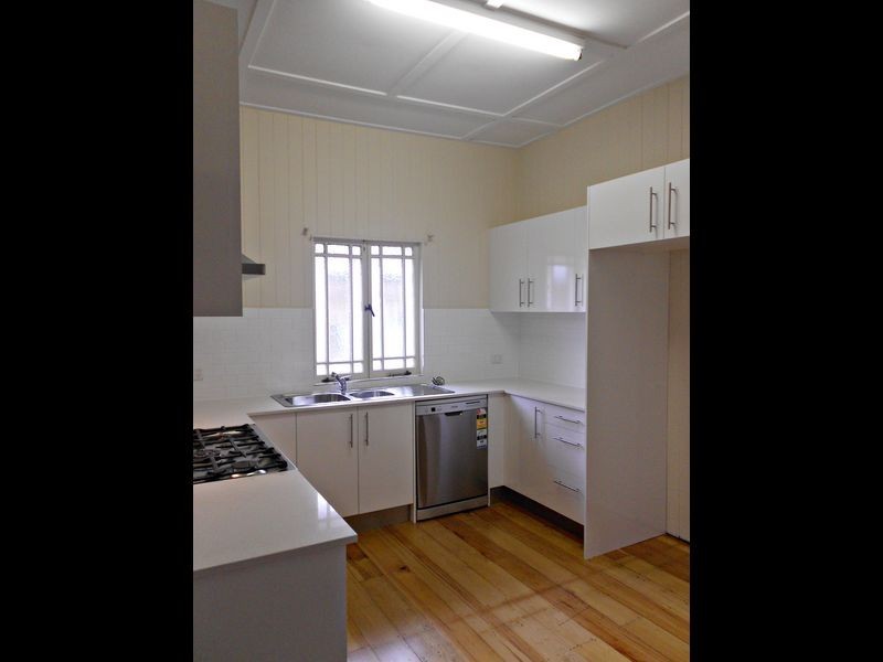20 Thorne Street, Windsor QLD 4030