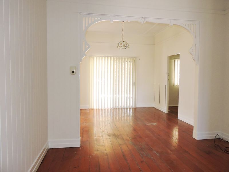 32 Eighth Avenue, Kedron QLD 4031