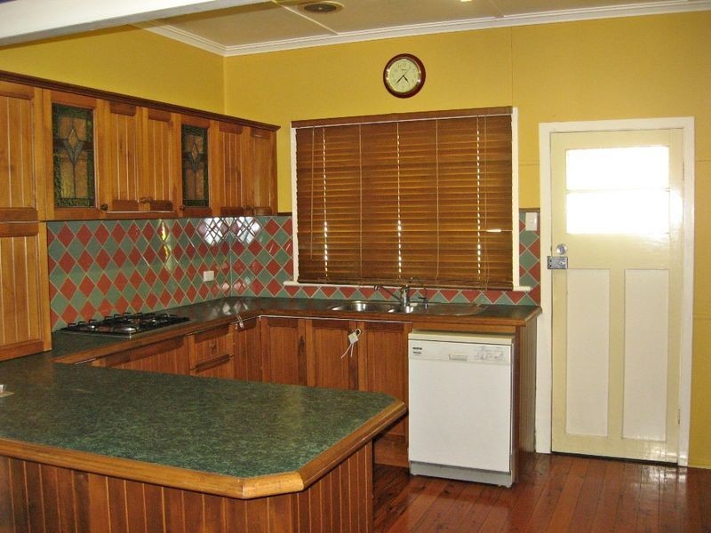 16 Thirteenth Avenue, Kedron QLD 4031