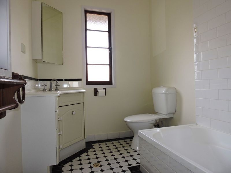 55 McLennan Street, Albion QLD 4010