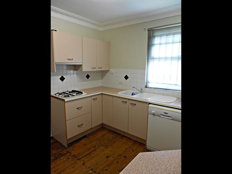 6 Maurice Street, Windsor QLD 4030